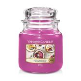 Yankee Candle Exotic Acai Bowl Doftljus Medium 
