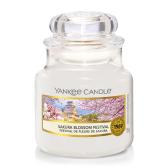 Yankee Candle Sakura Blossom Festival Doftljus Small 