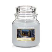 Yankee Candle Candlelit Cabin Doftljus Medium 